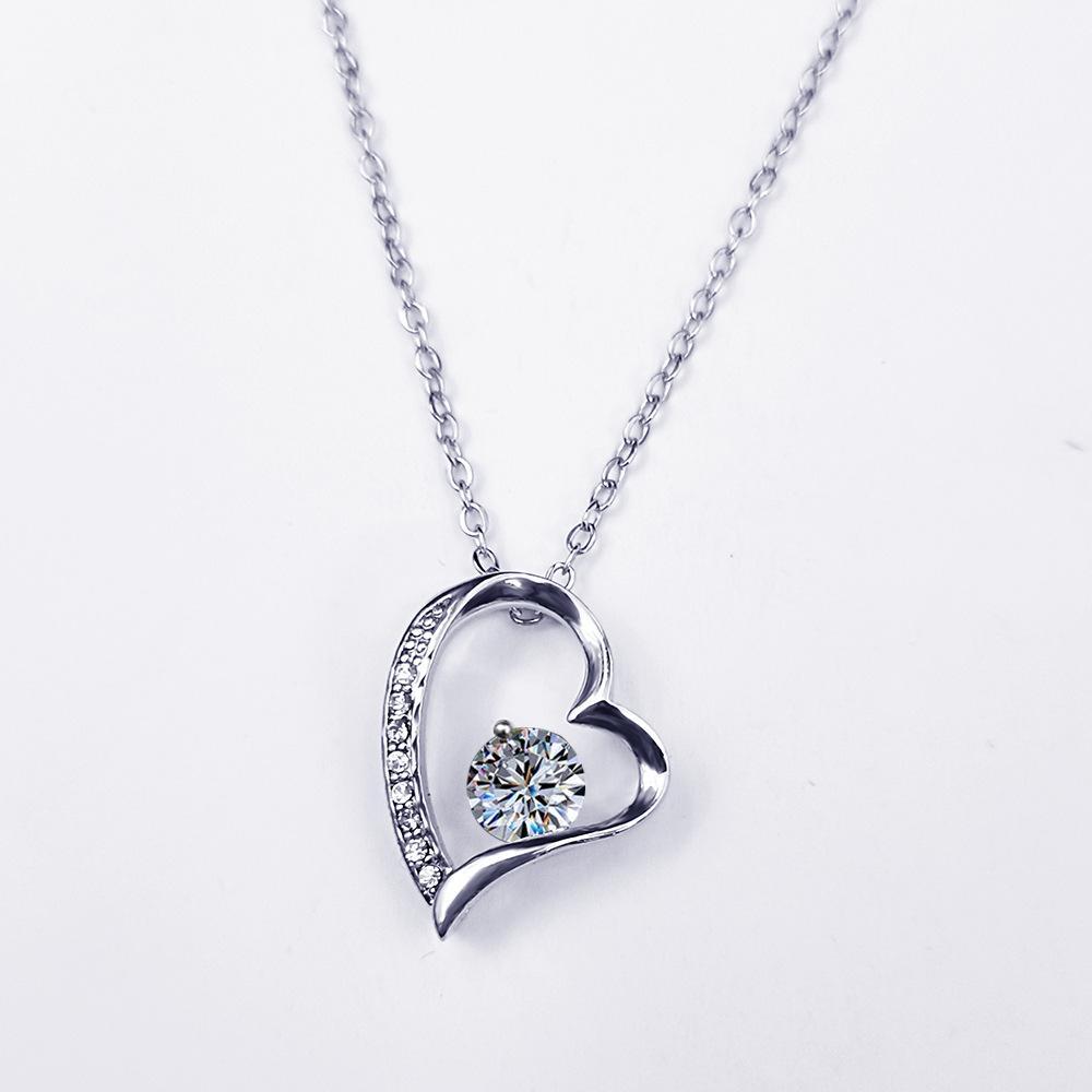 Stainless steel heart-shaped zircon clavicle chain