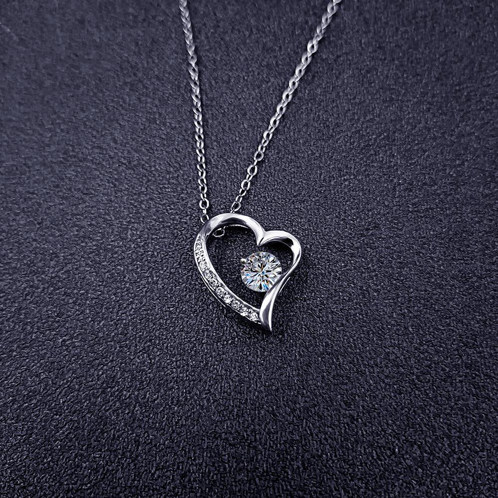 Stainless steel heart-shaped zircon clavicle chain