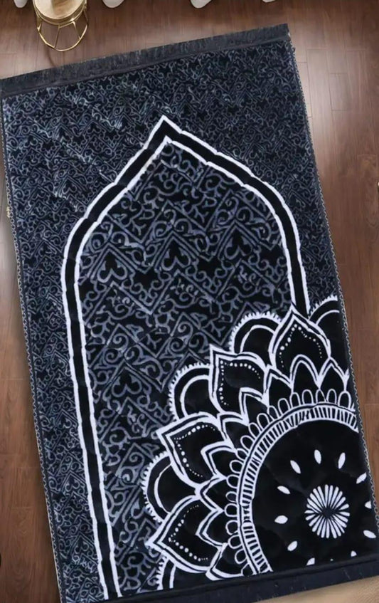 Velvet Embossed Prayer Mat