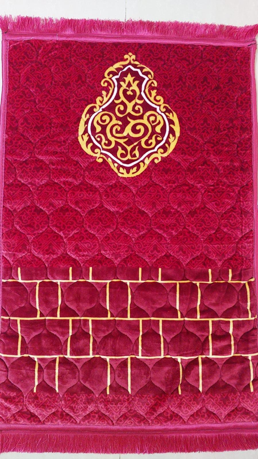 Velvet Embossed Prayer Mat